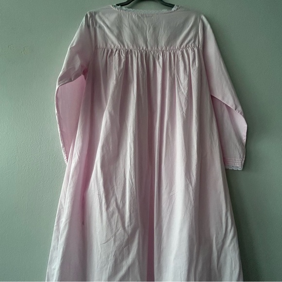 Eileen West Light Pink Button-Down Robe - Picture 8 of 14